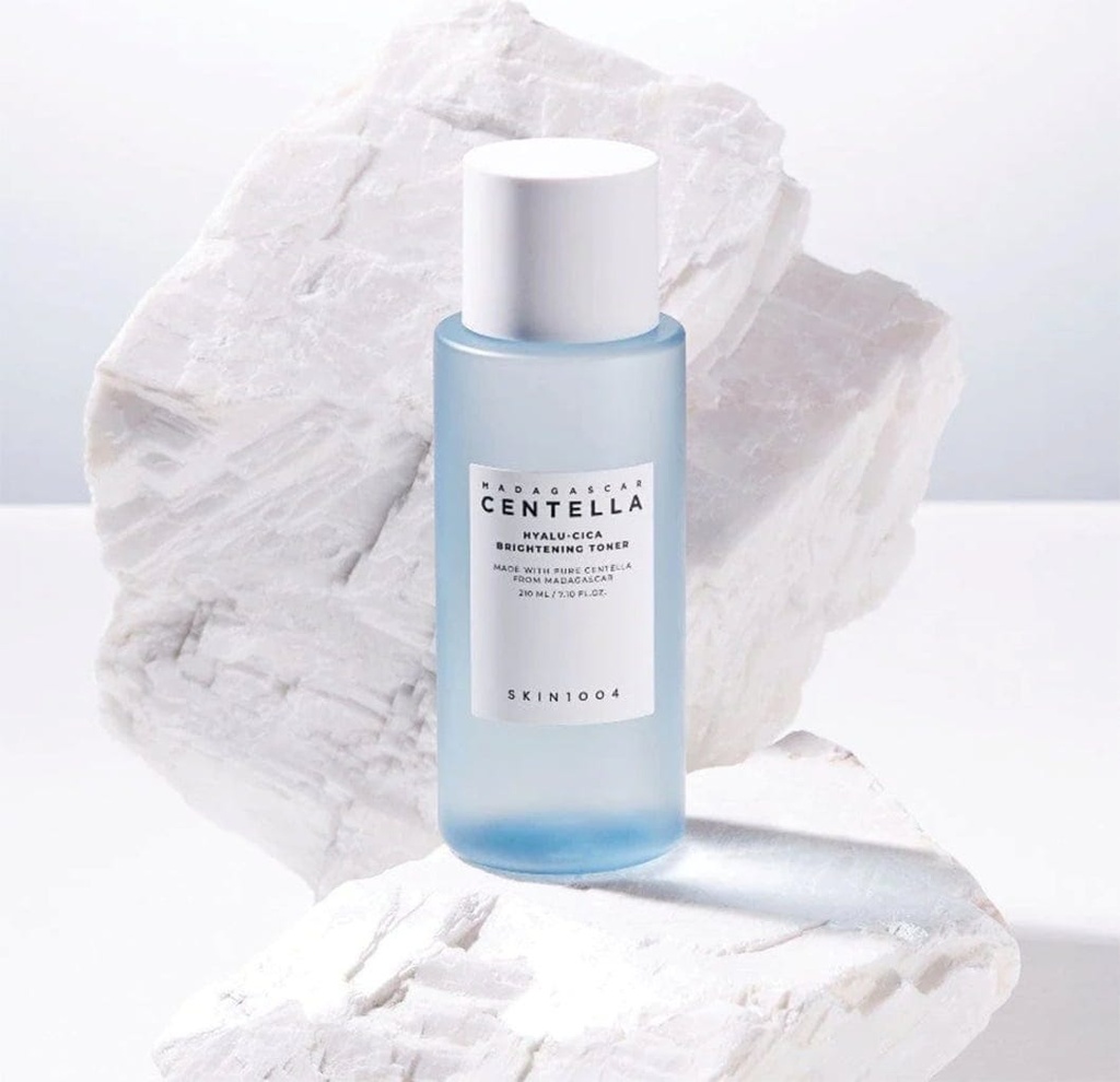 SKIN 1004 Hyalucica Brightening Toner 210ml SKIN1004